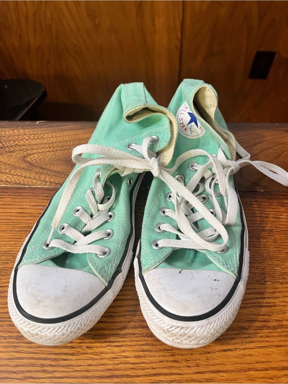 Converse aqua classic converse high tops